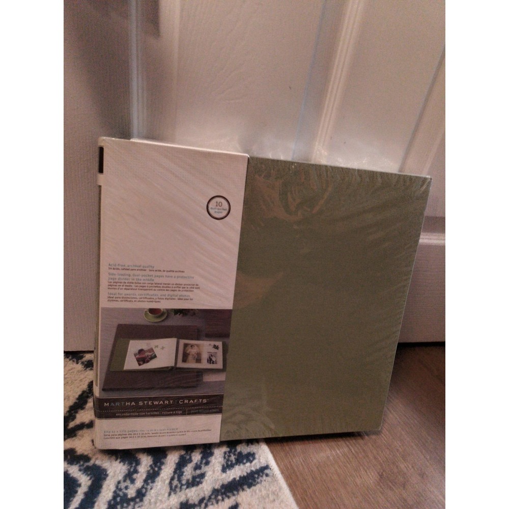 MARTHA STEWART POST BOUND ALBUM ACID FREE ARCHIVAL QUALITY GREEN 14.3"x13.3"x2"